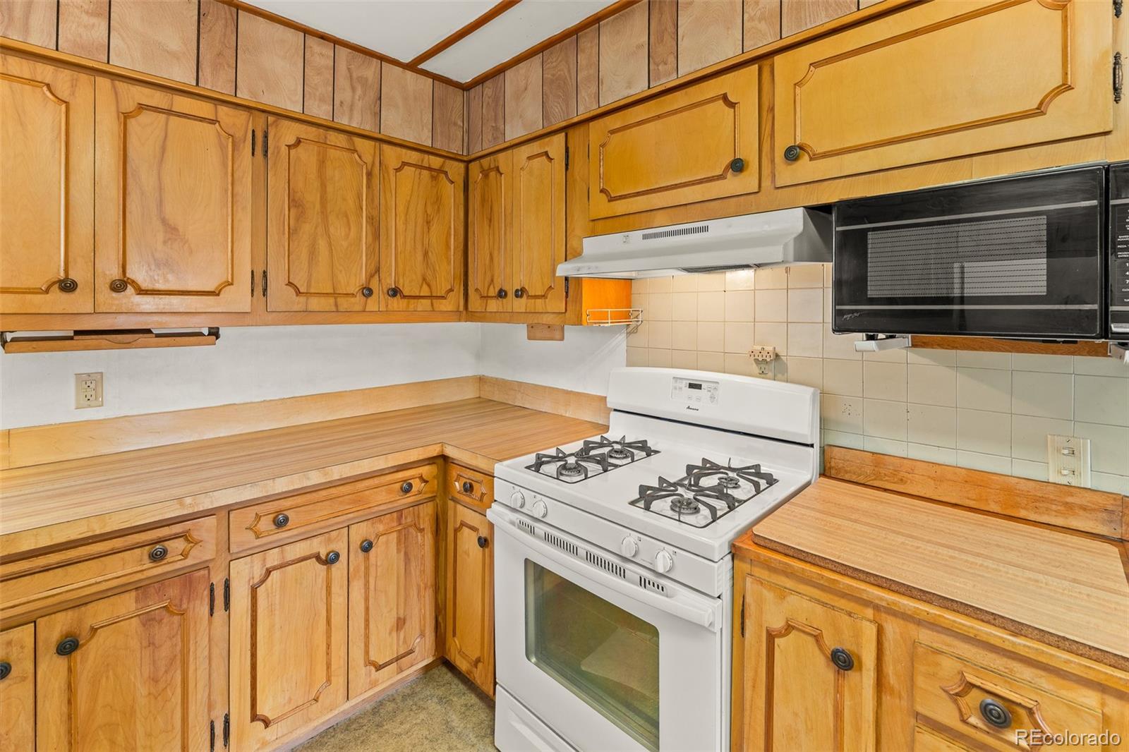 MLS Image #18 for 322  emerson street,wray, Colorado