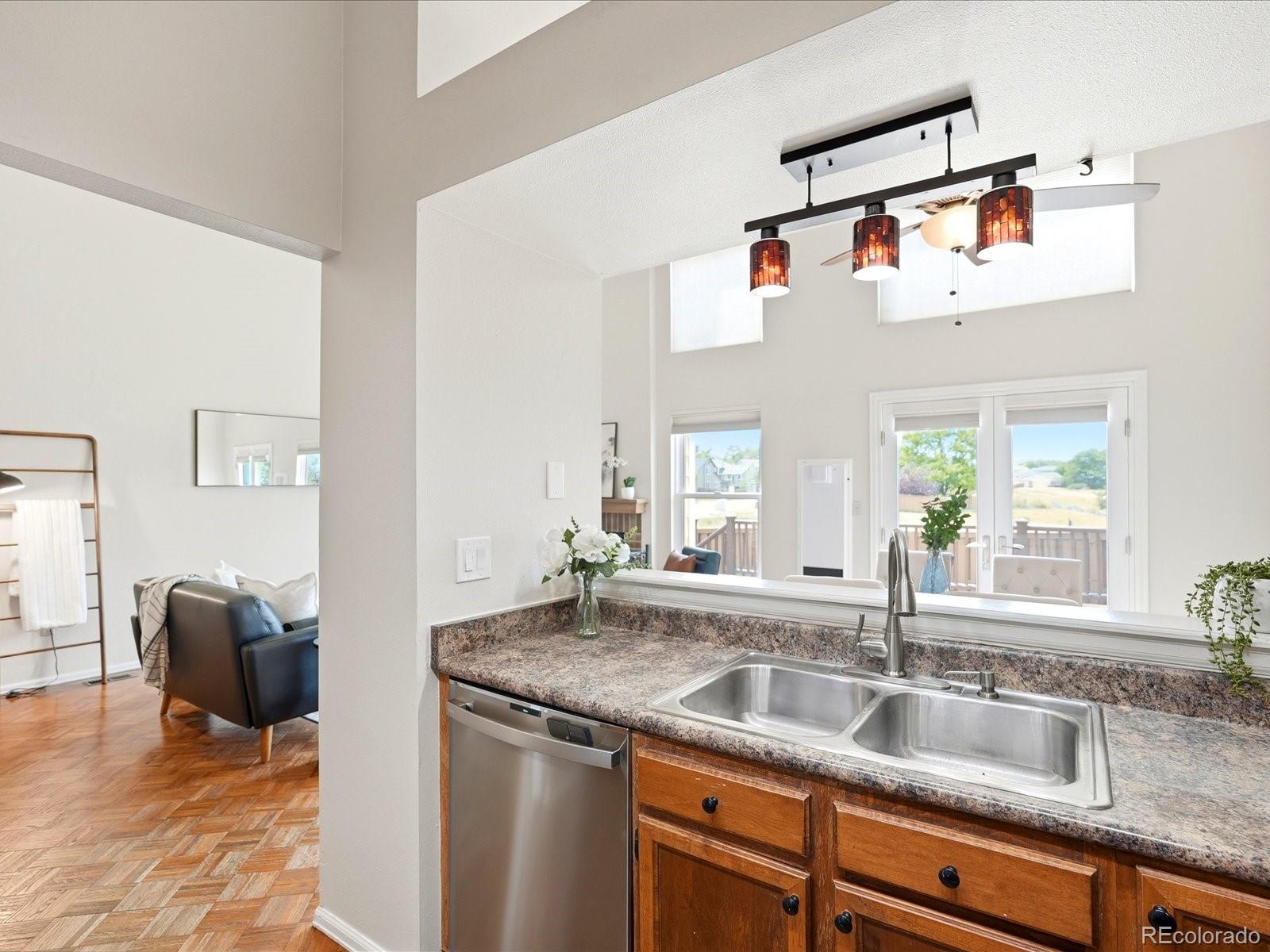 MLS Image #17 for 951  conifer court,littleton, Colorado