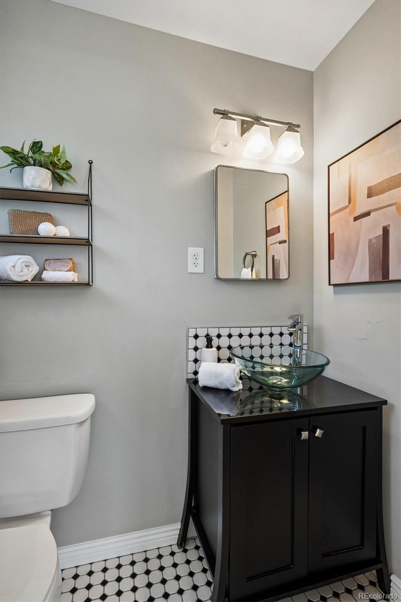 MLS Image #15 for 3798 w chenango avenue,littleton, Colorado
