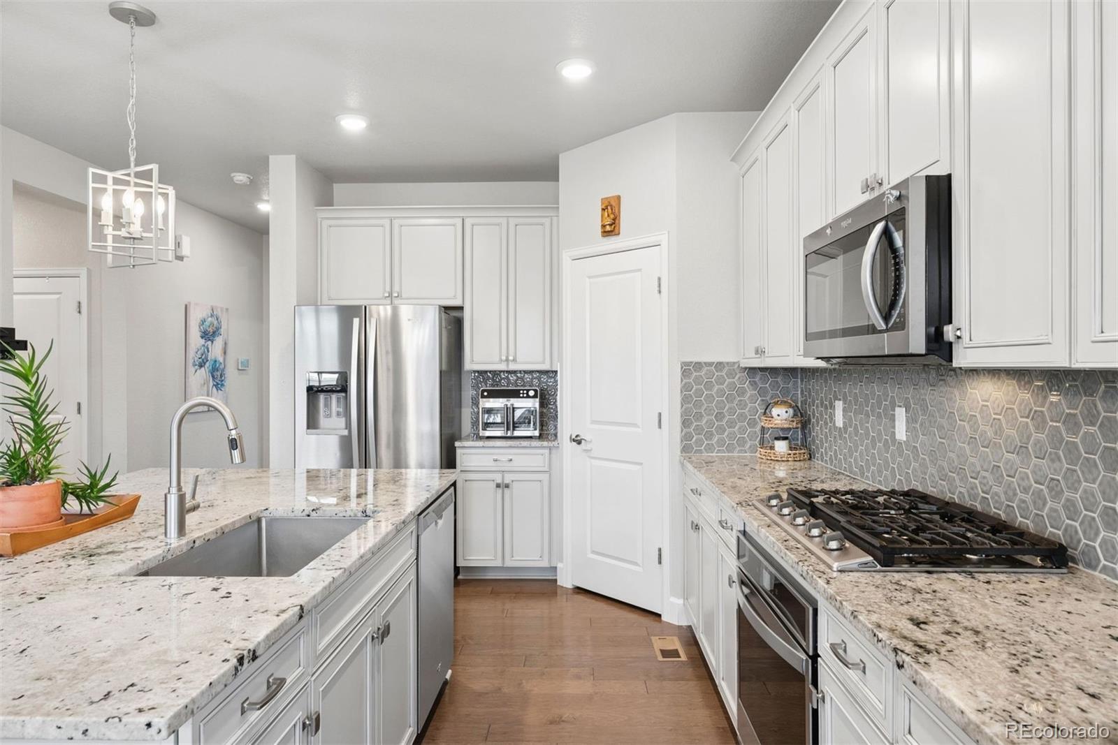 MLS Image #11 for 410  hyde park circle,castle pines, Colorado