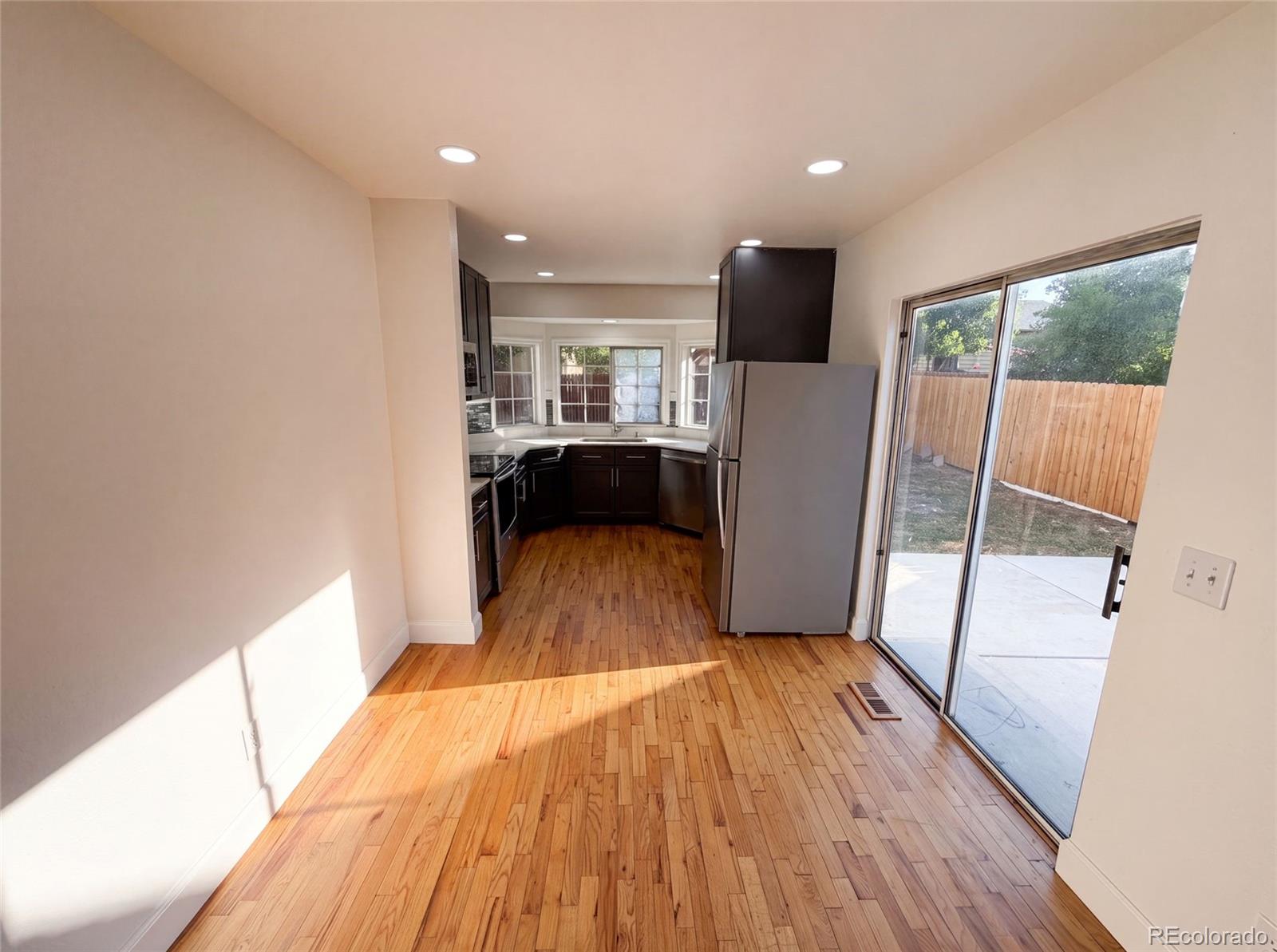 MLS Image #5 for 14561 e 46th avenue,denver, Colorado