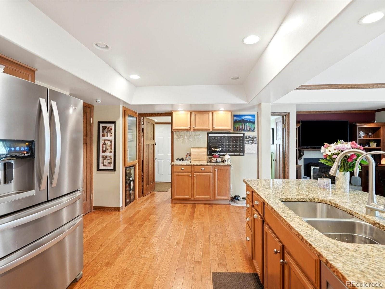 MLS Image #13 for 6750  youngfield court,arvada, Colorado