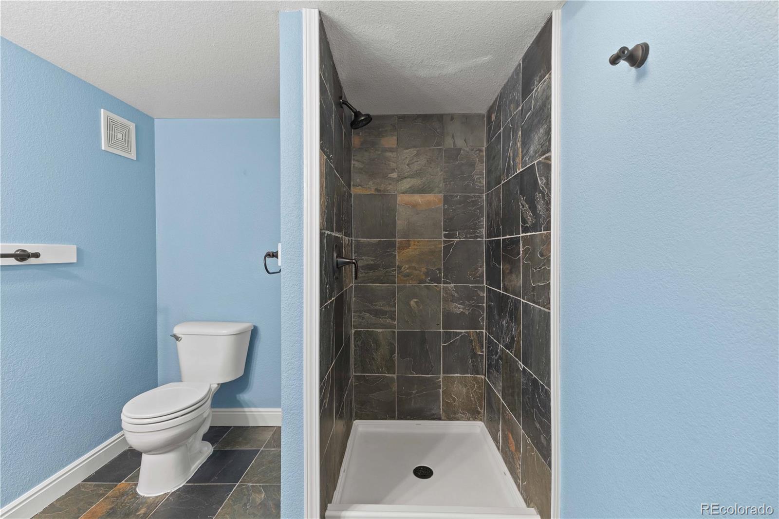 MLS Image #11 for 1661 s cole street a2,denver, Colorado