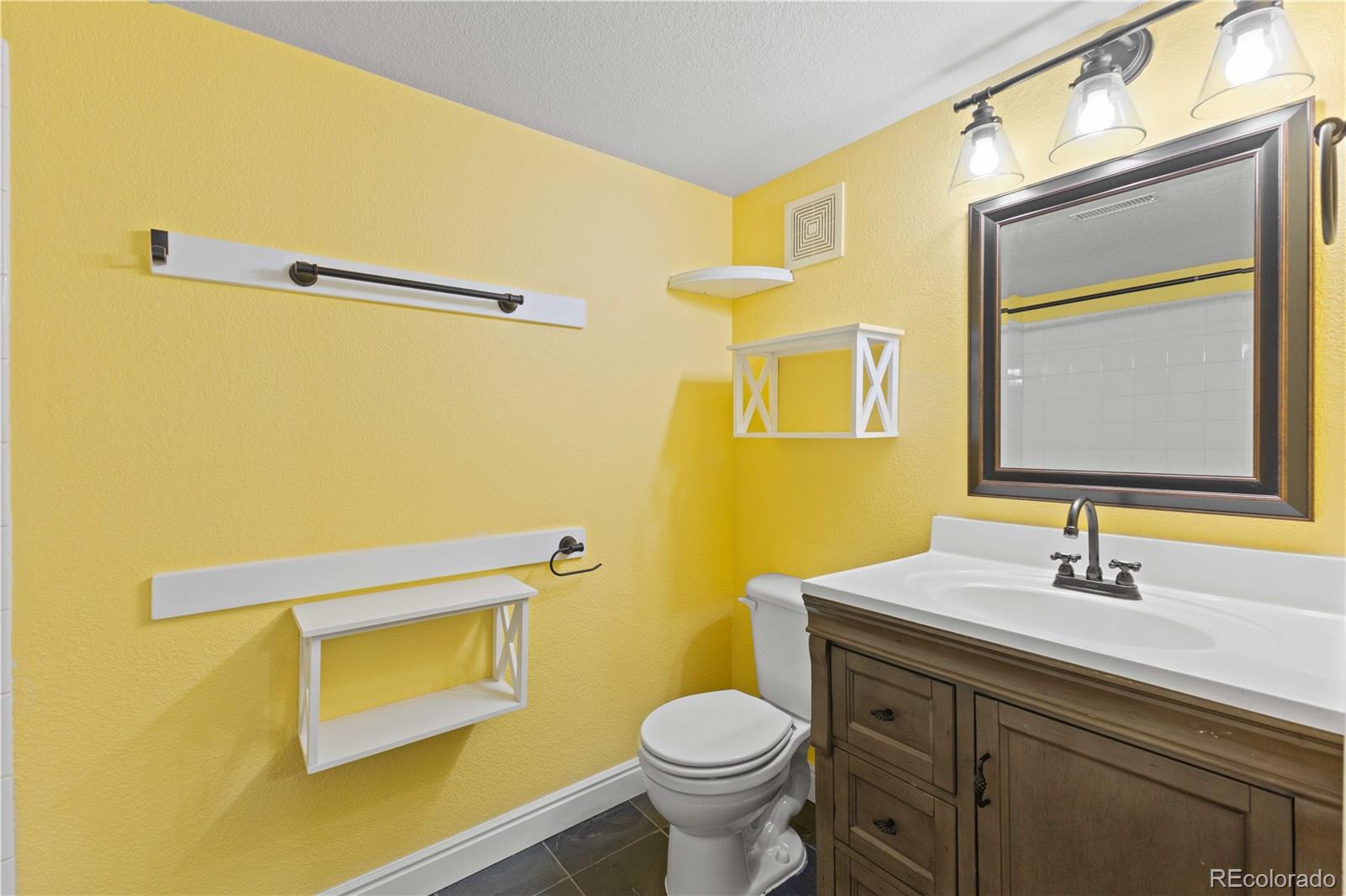MLS Image #15 for 1661 s cole street a2,denver, Colorado