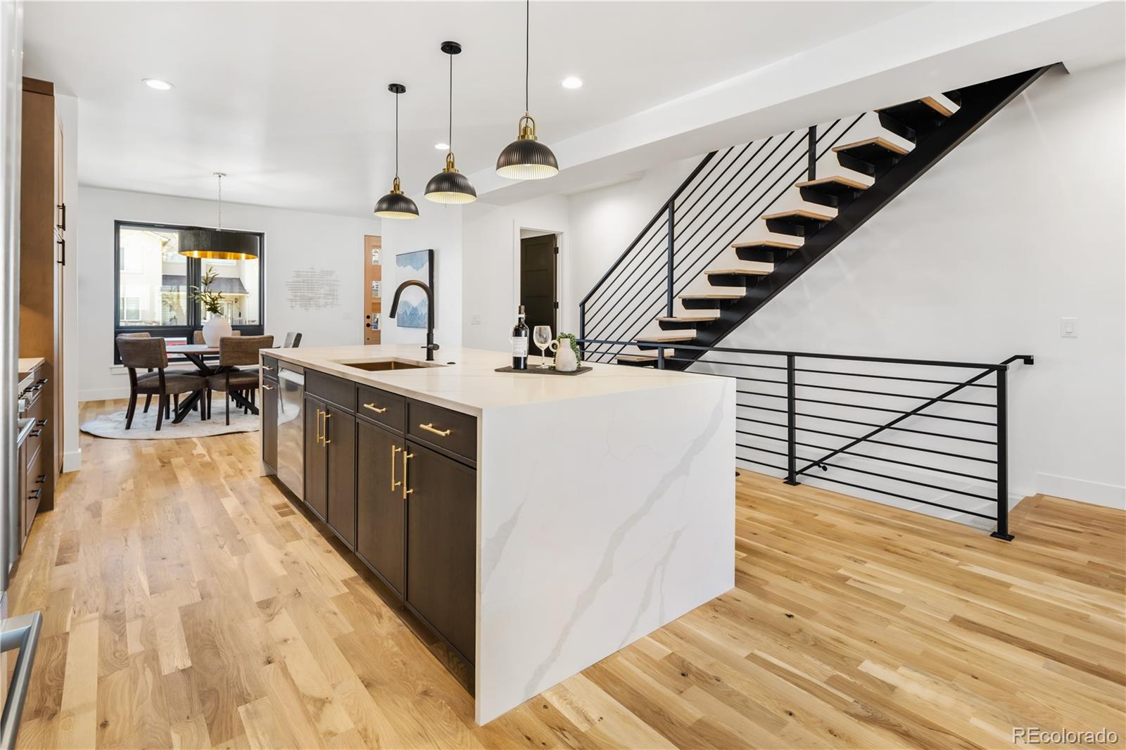 MLS Image #11 for 771  birch street,denver, Colorado