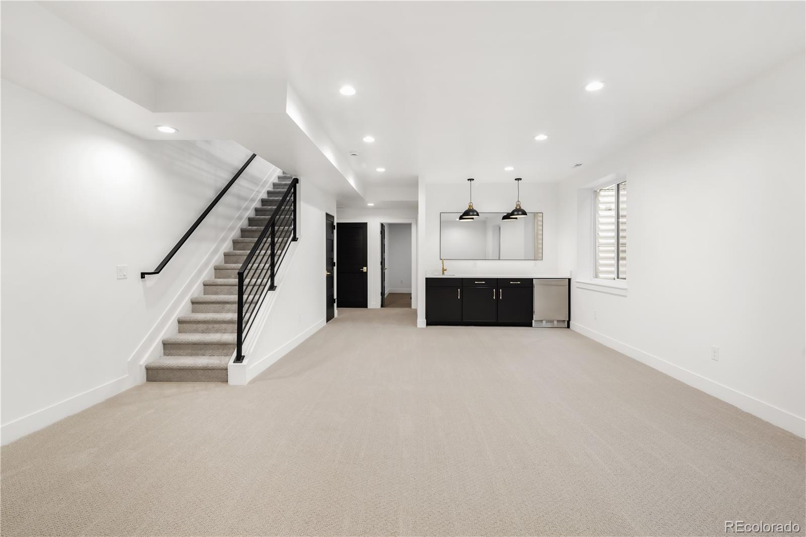 MLS Image #38 for 771  birch street,denver, Colorado