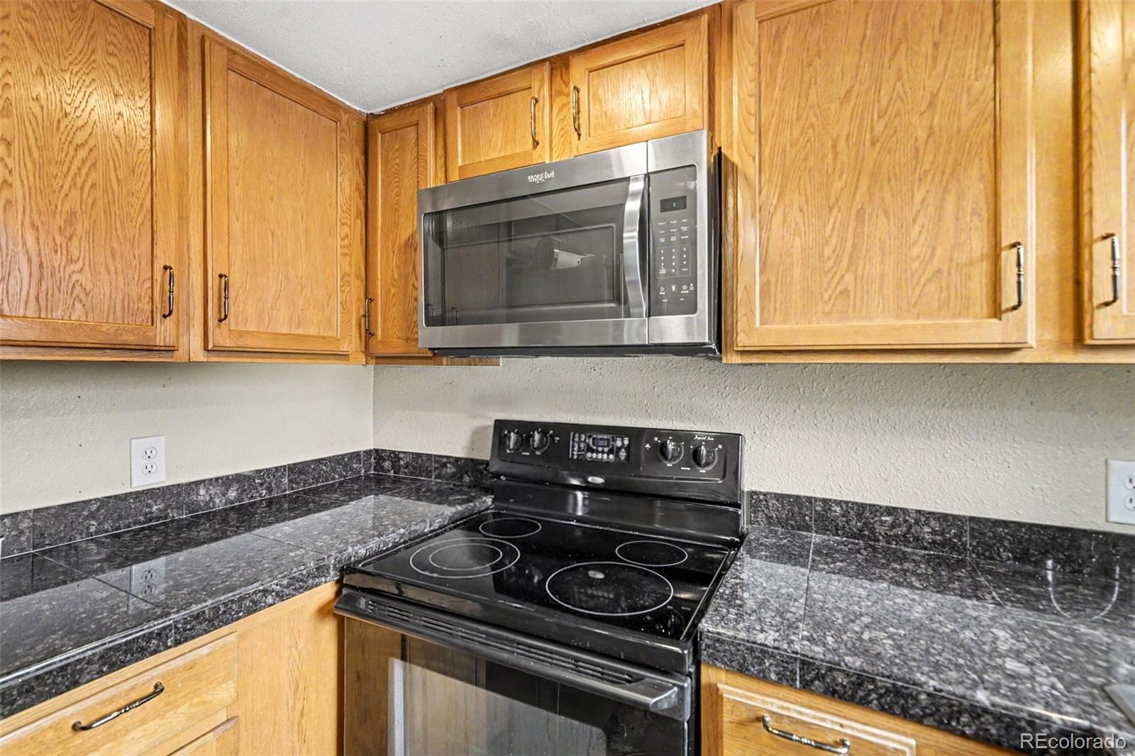 MLS Image #10 for 11576 e bayaud drive,aurora, Colorado