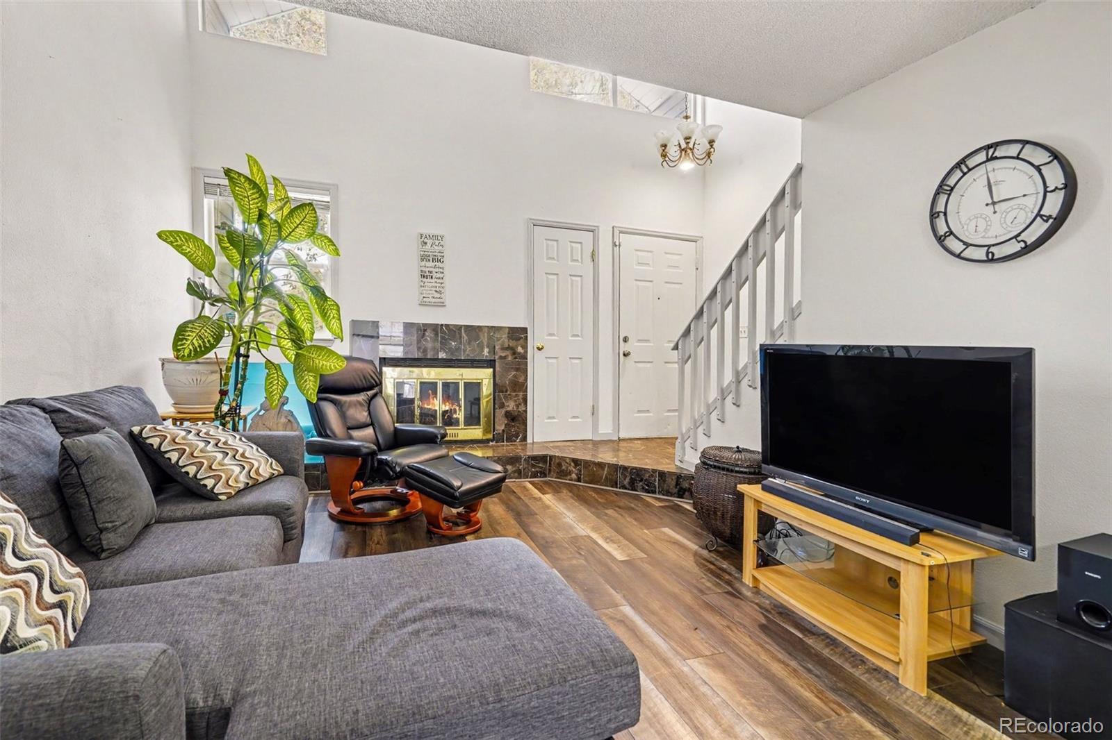 MLS Image #3 for 11576 e bayaud drive,aurora, Colorado