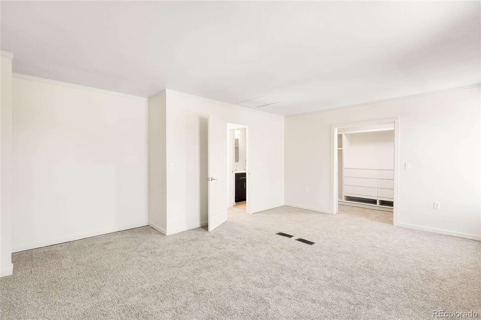 MLS Image #17 for 3120 s halifax street,aurora, Colorado