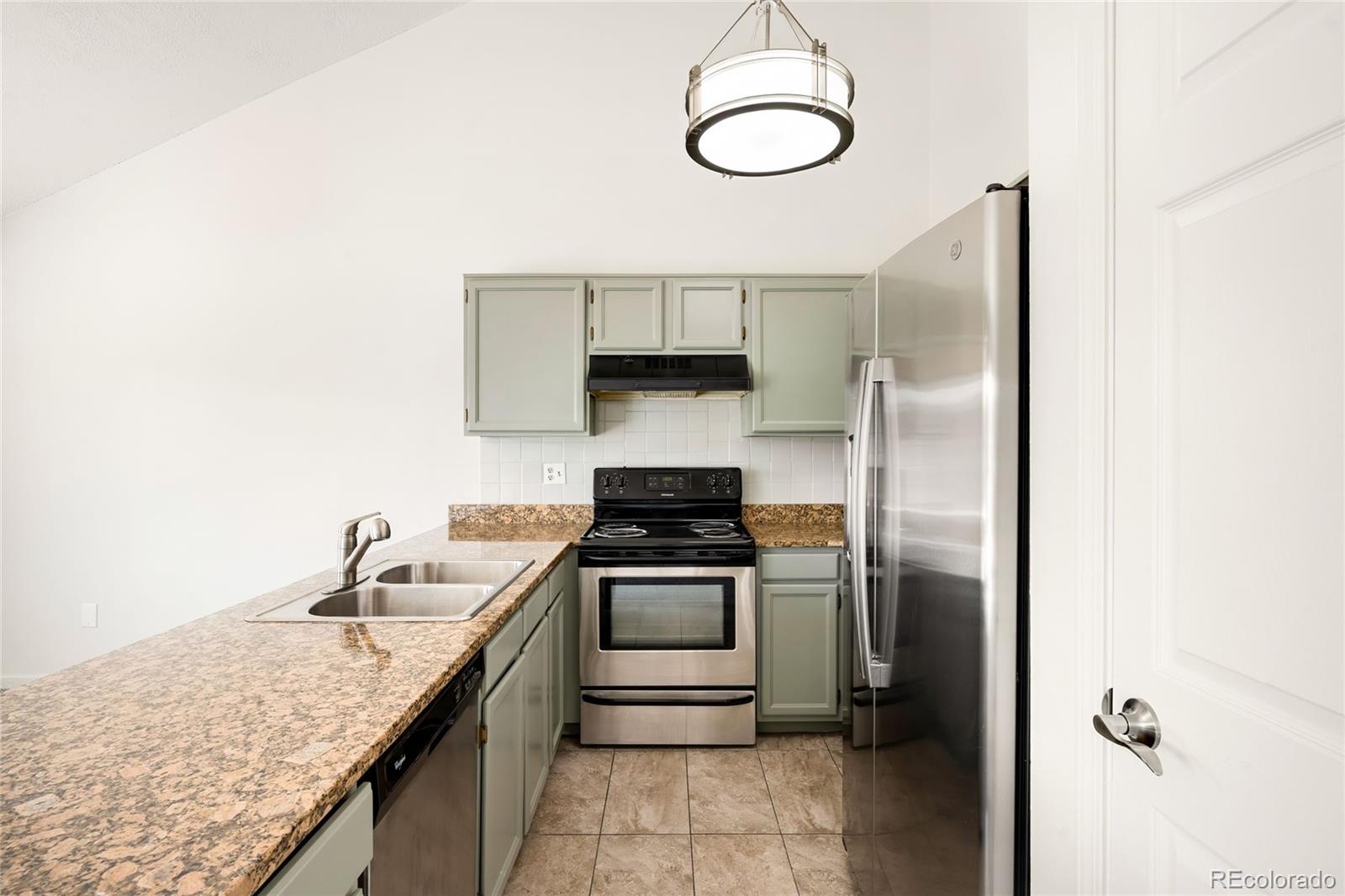 MLS Image #8 for 3120 s halifax street,aurora, Colorado