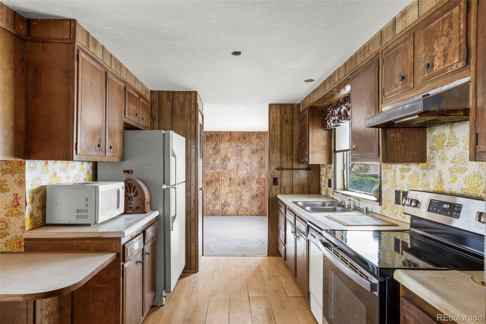 MLS Image #4 for 205 n murray boulevard,colorado springs, Colorado