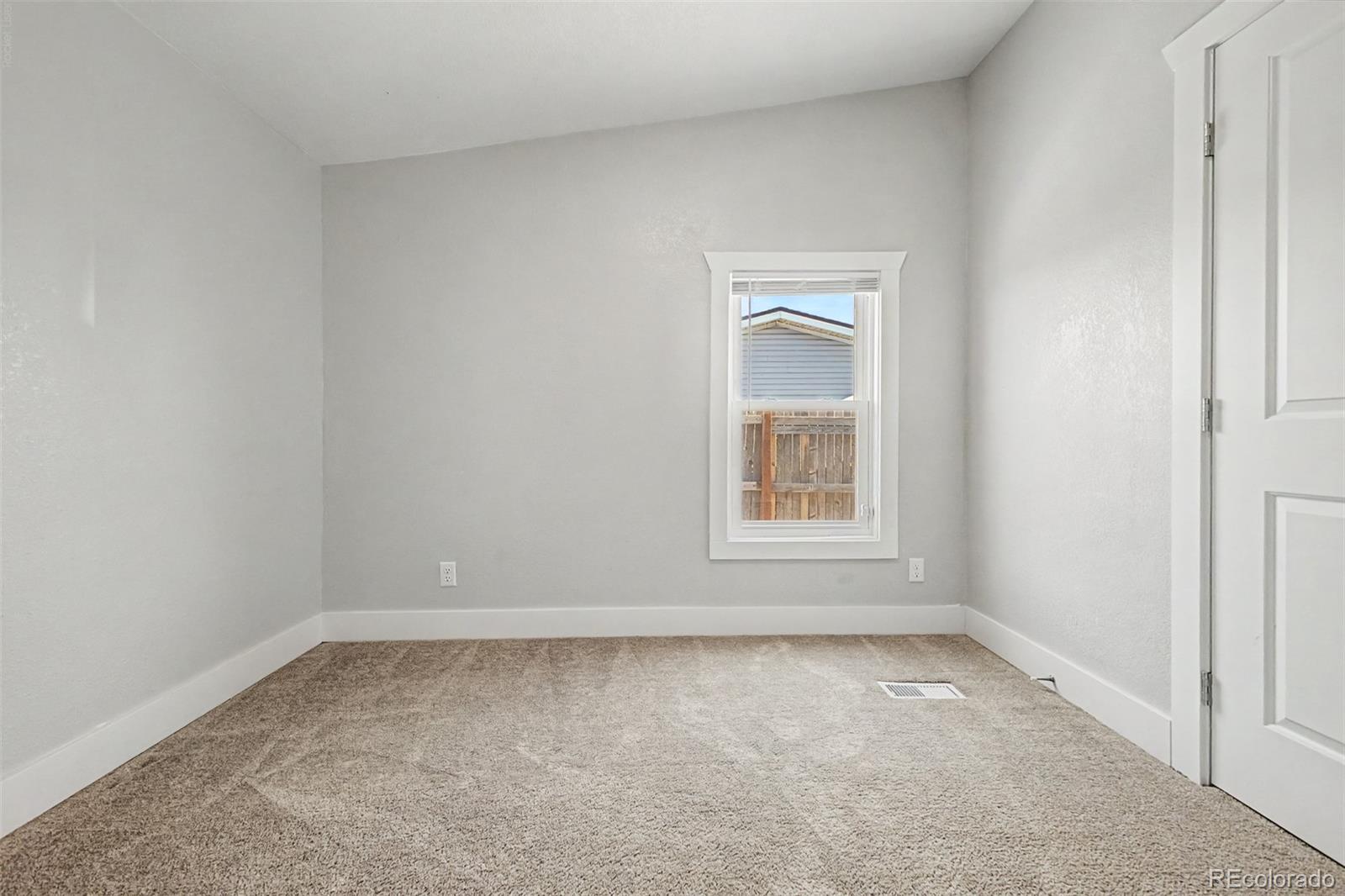 MLS Image #20 for 325 e kipp avenue,keenesburg, Colorado