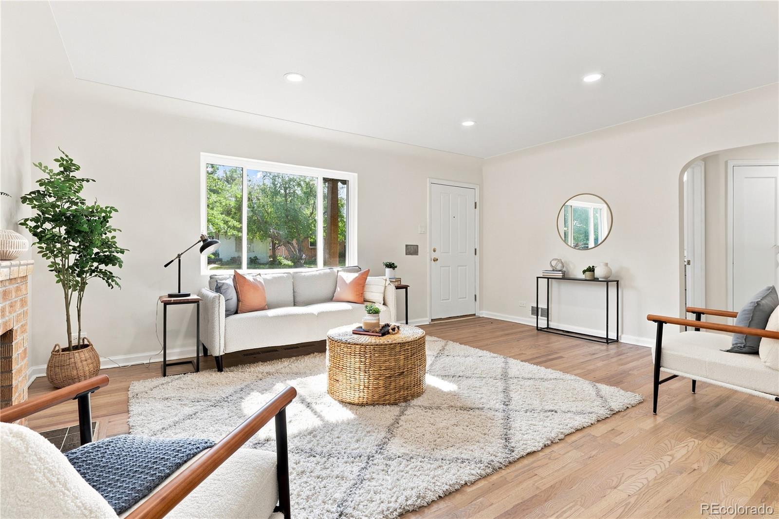 MLS Image #3 for 1261 s jackson street,denver, Colorado
