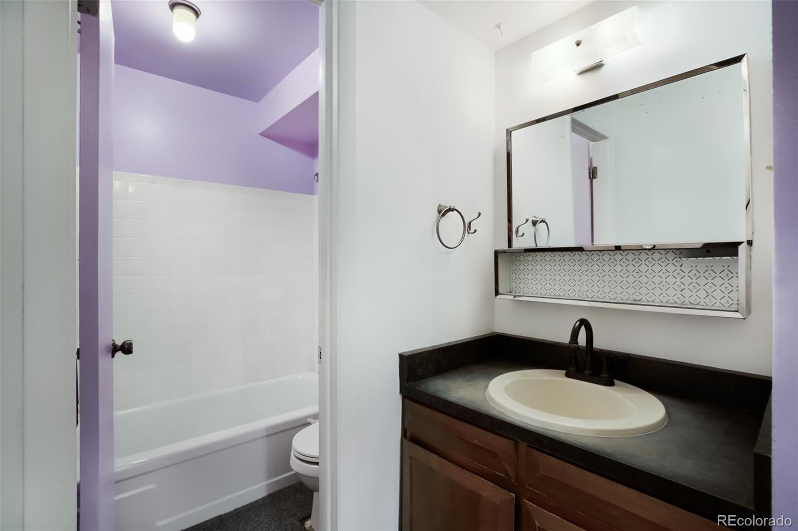 MLS Image #13 for 1050 n lafayette street 304,denver, Colorado