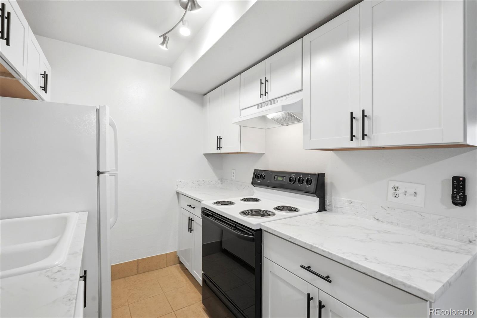 MLS Image #10 for 16259 w 10th avenue k2,golden, Colorado