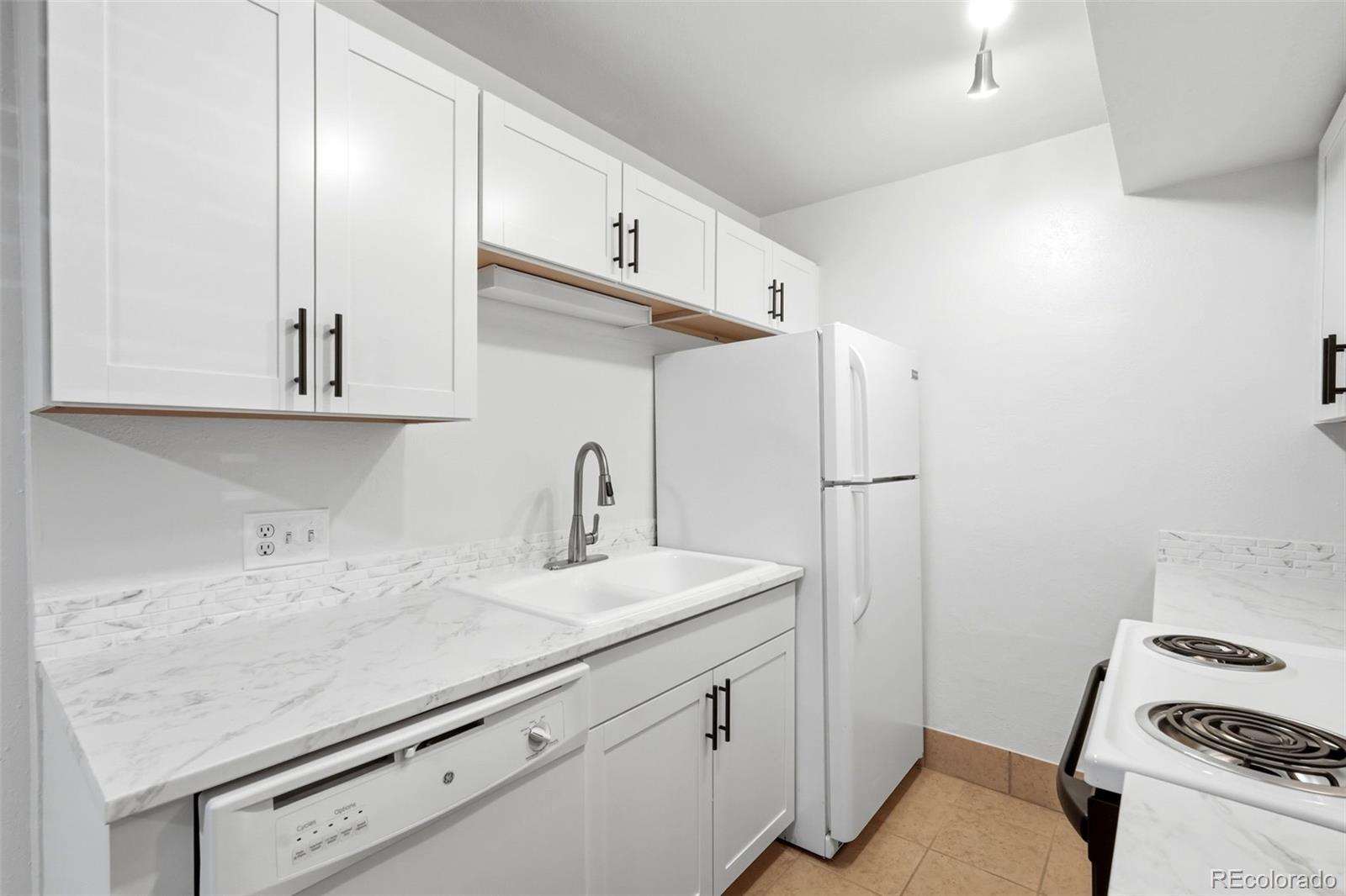 MLS Image #11 for 16259 w 10th avenue k2,golden, Colorado
