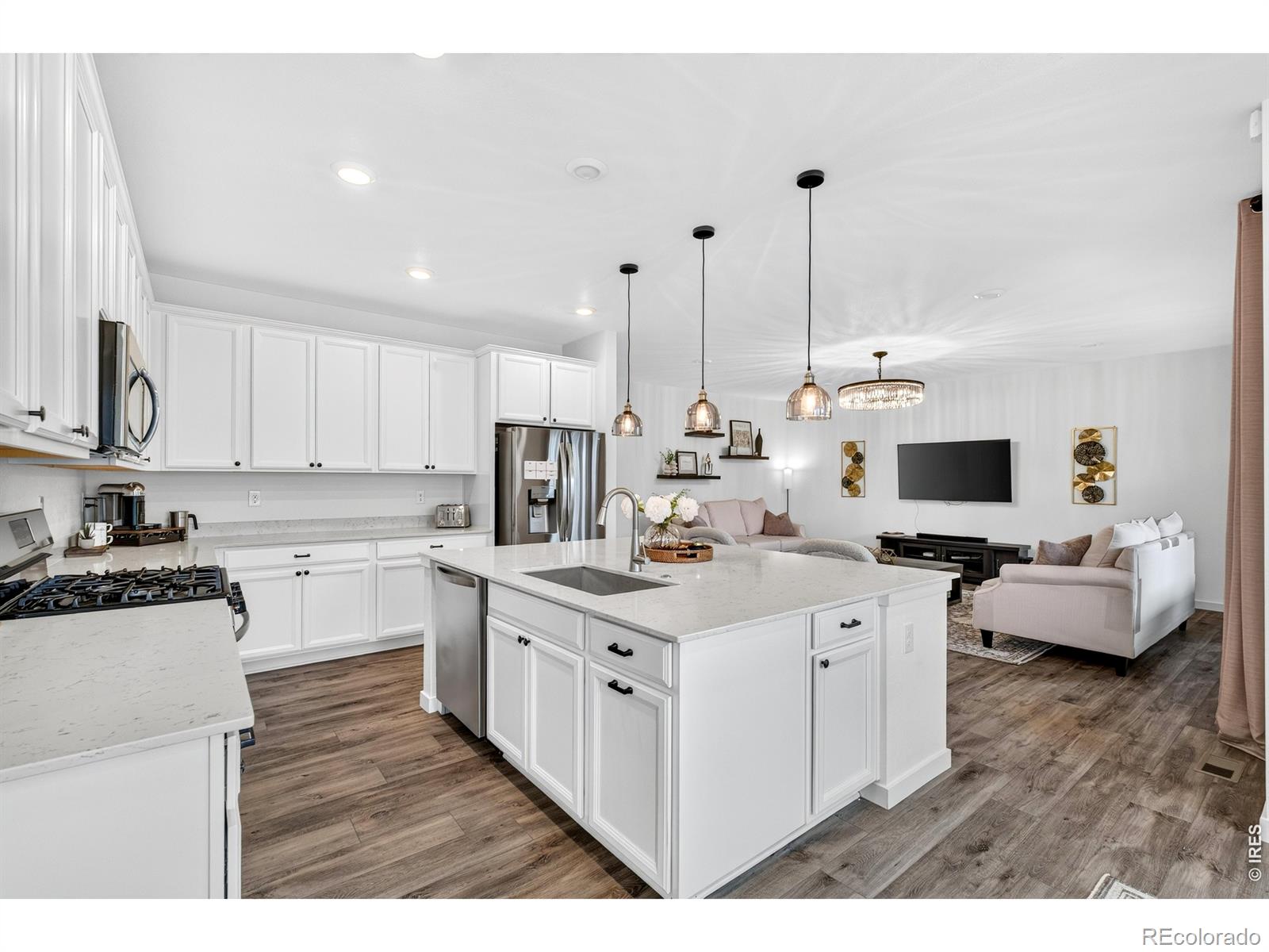 MLS Image #13 for 727  columbia street,johnstown, Colorado