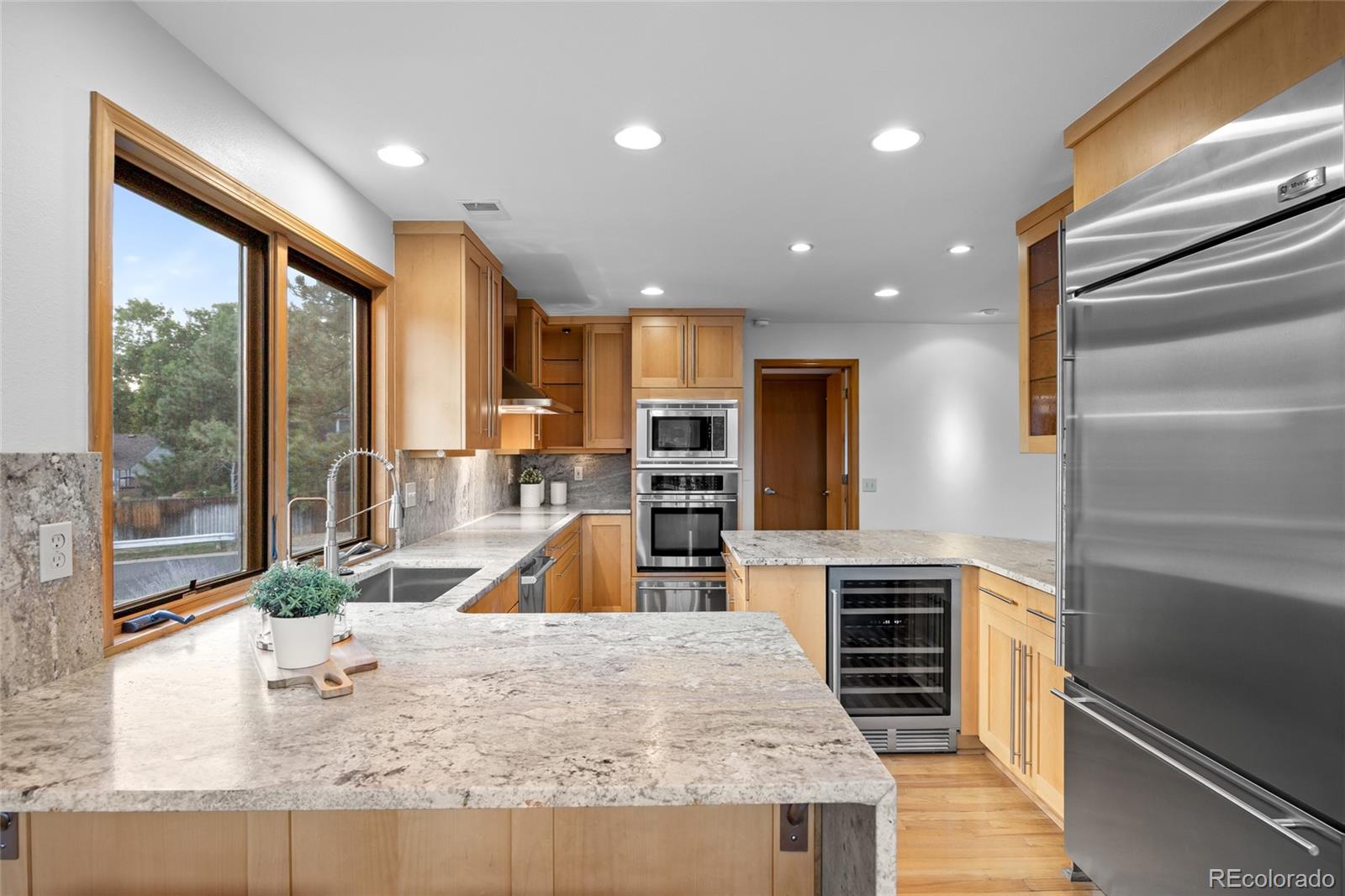 MLS Image #15 for 9948 e maplewood avenue,englewood, Colorado
