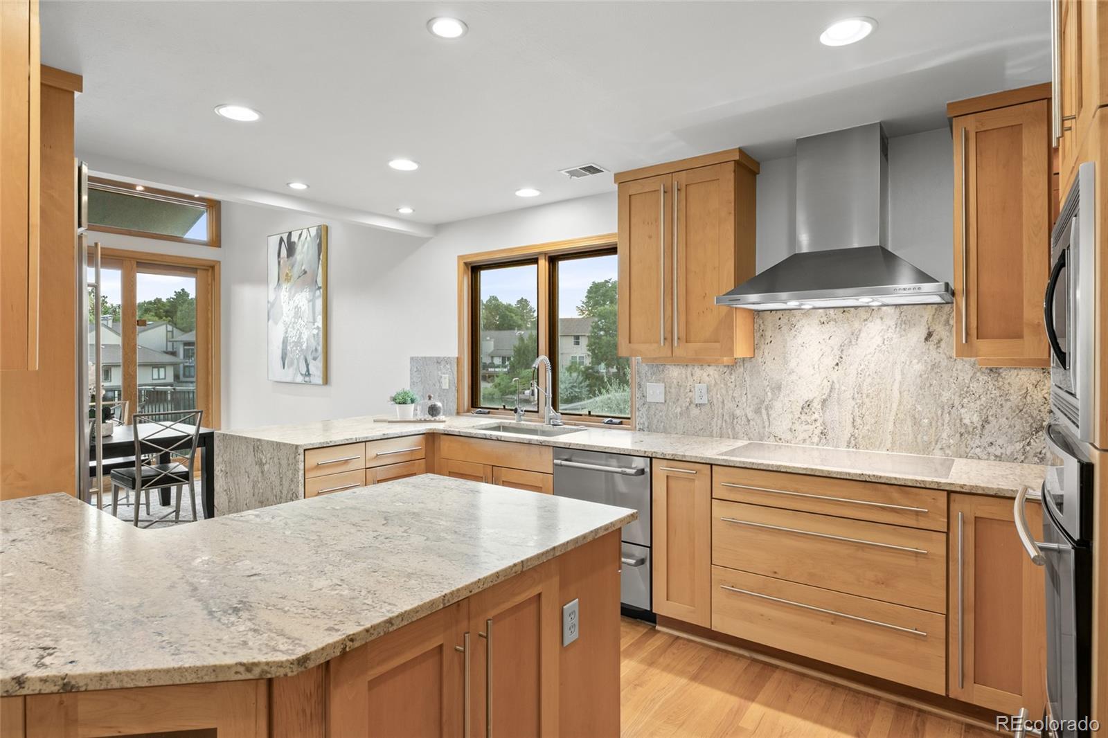 MLS Image #17 for 9948 e maplewood avenue,englewood, Colorado