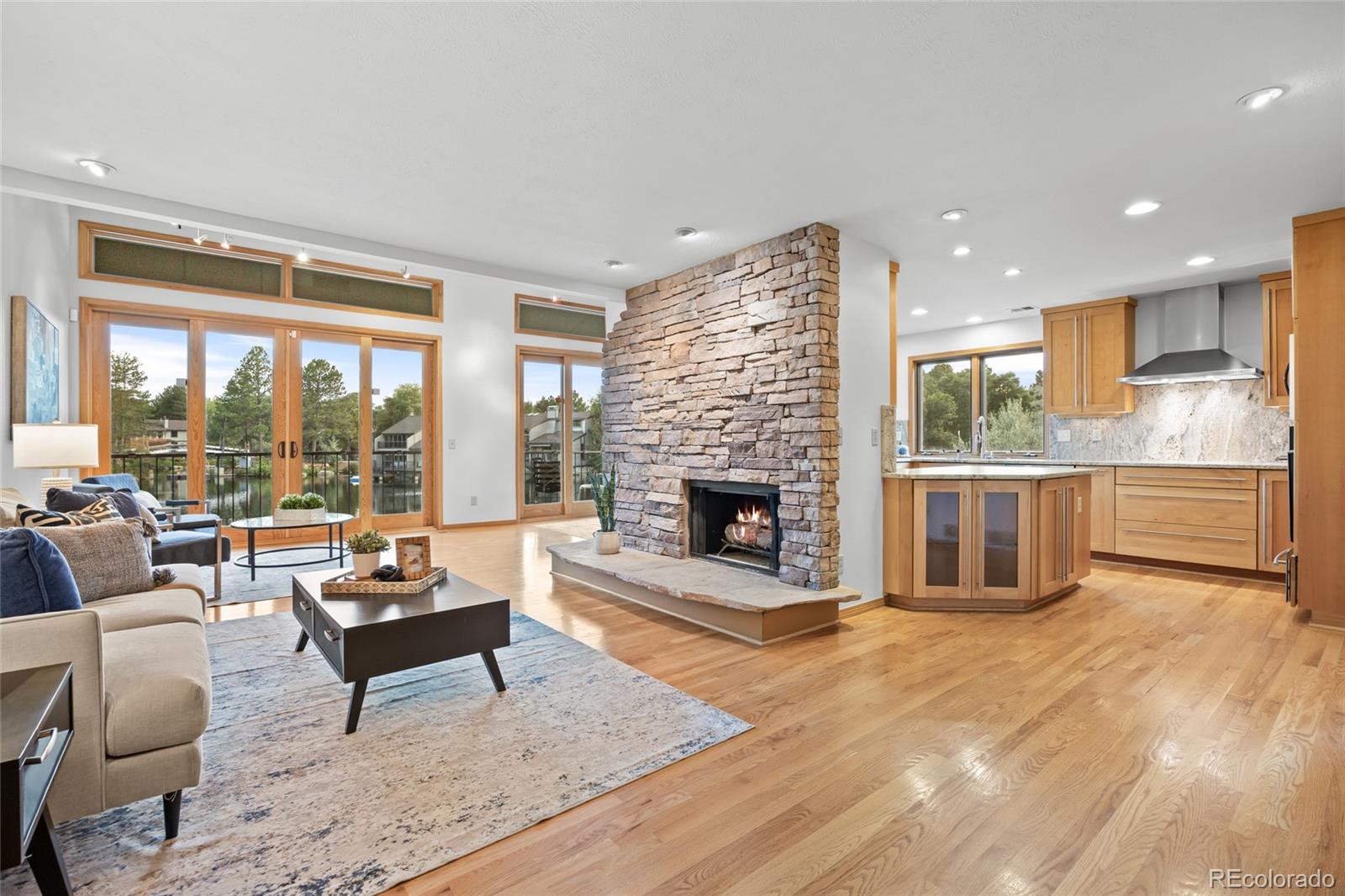 MLS Image #9 for 9948 e maplewood avenue,englewood, Colorado