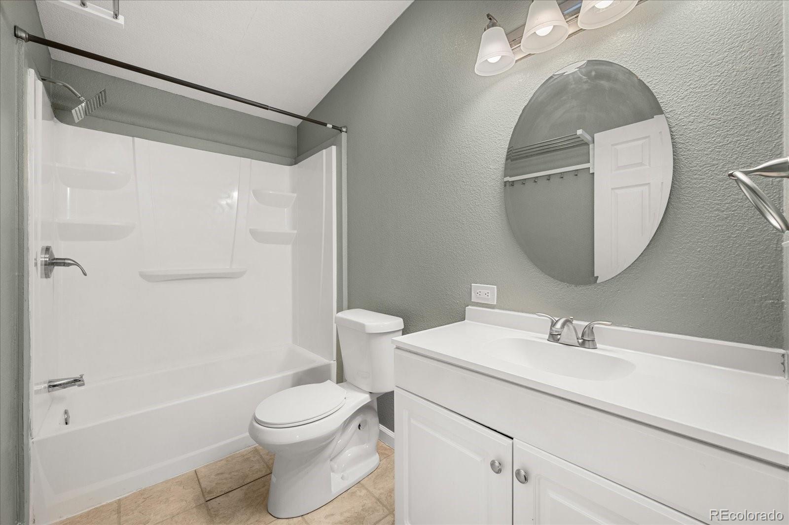 MLS Image #10 for 1924 w asbury avenue,denver, Colorado