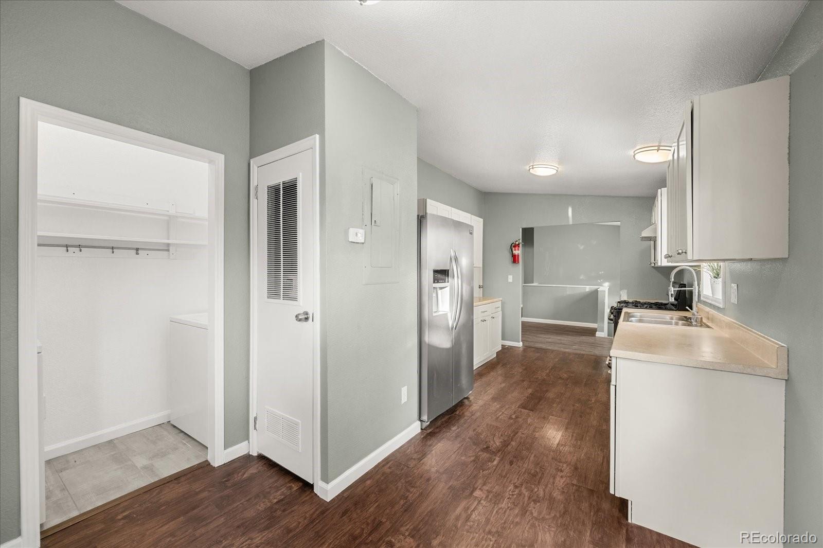 MLS Image #8 for 1924 w asbury avenue,denver, Colorado
