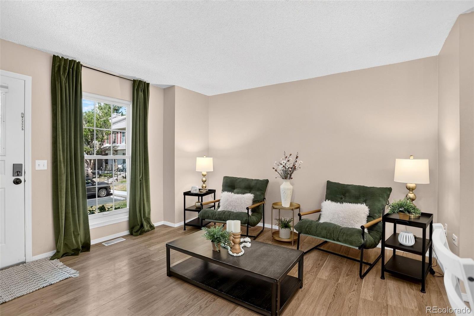 MLS Image #3 for 1811 s quebec way 196,denver, Colorado