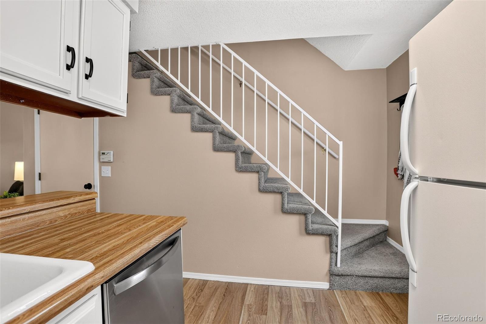 MLS Image #9 for 1811 s quebec way 196,denver, Colorado
