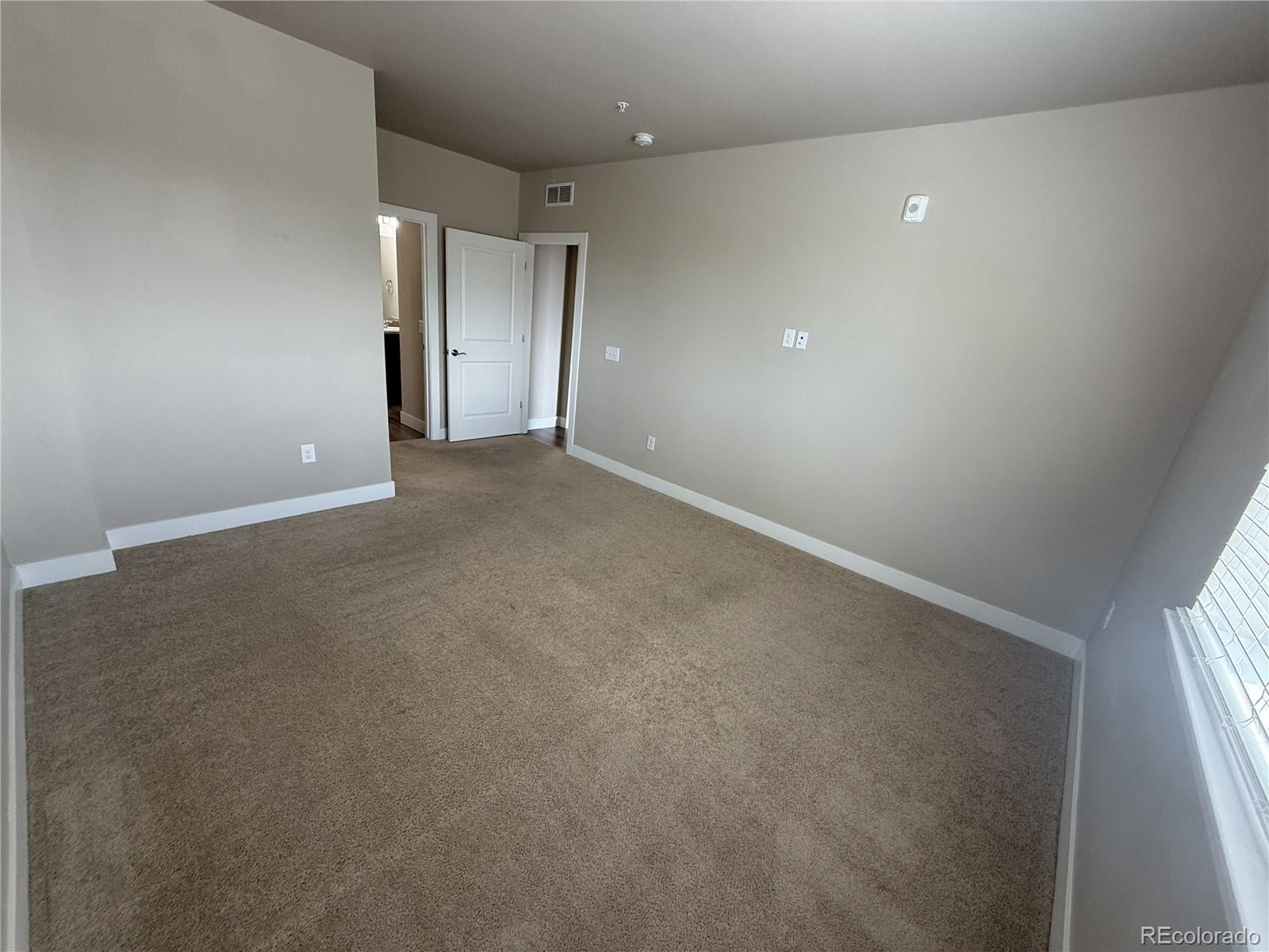 MLS Image #15 for 14351 e tennessee avenue,aurora, Colorado