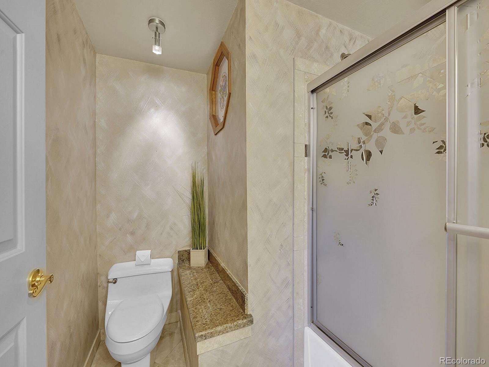 MLS Image #12 for 6769 w 70th avenue,arvada, Colorado