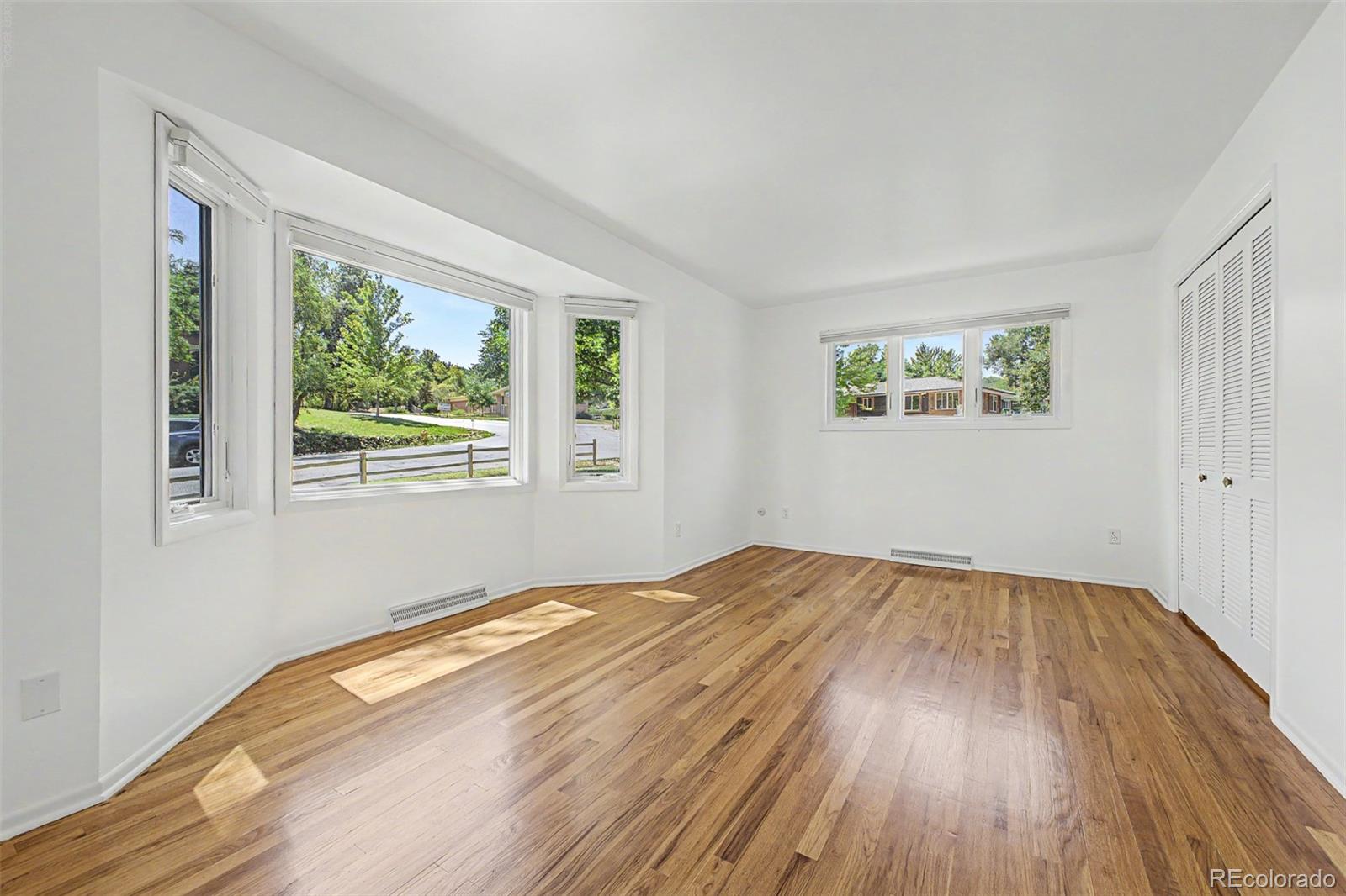 MLS Image #19 for 2555  queen street,denver, Colorado