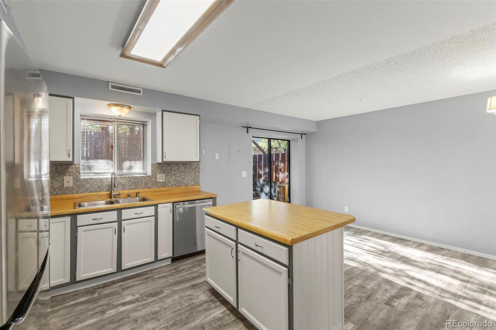 MLS Image #11 for 2371  washo circle,colorado springs, Colorado