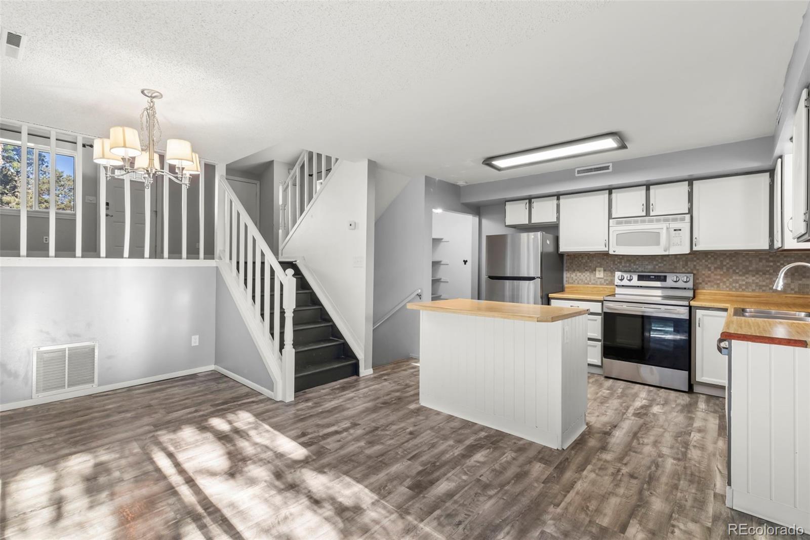 MLS Image #7 for 2371  washo circle,colorado springs, Colorado