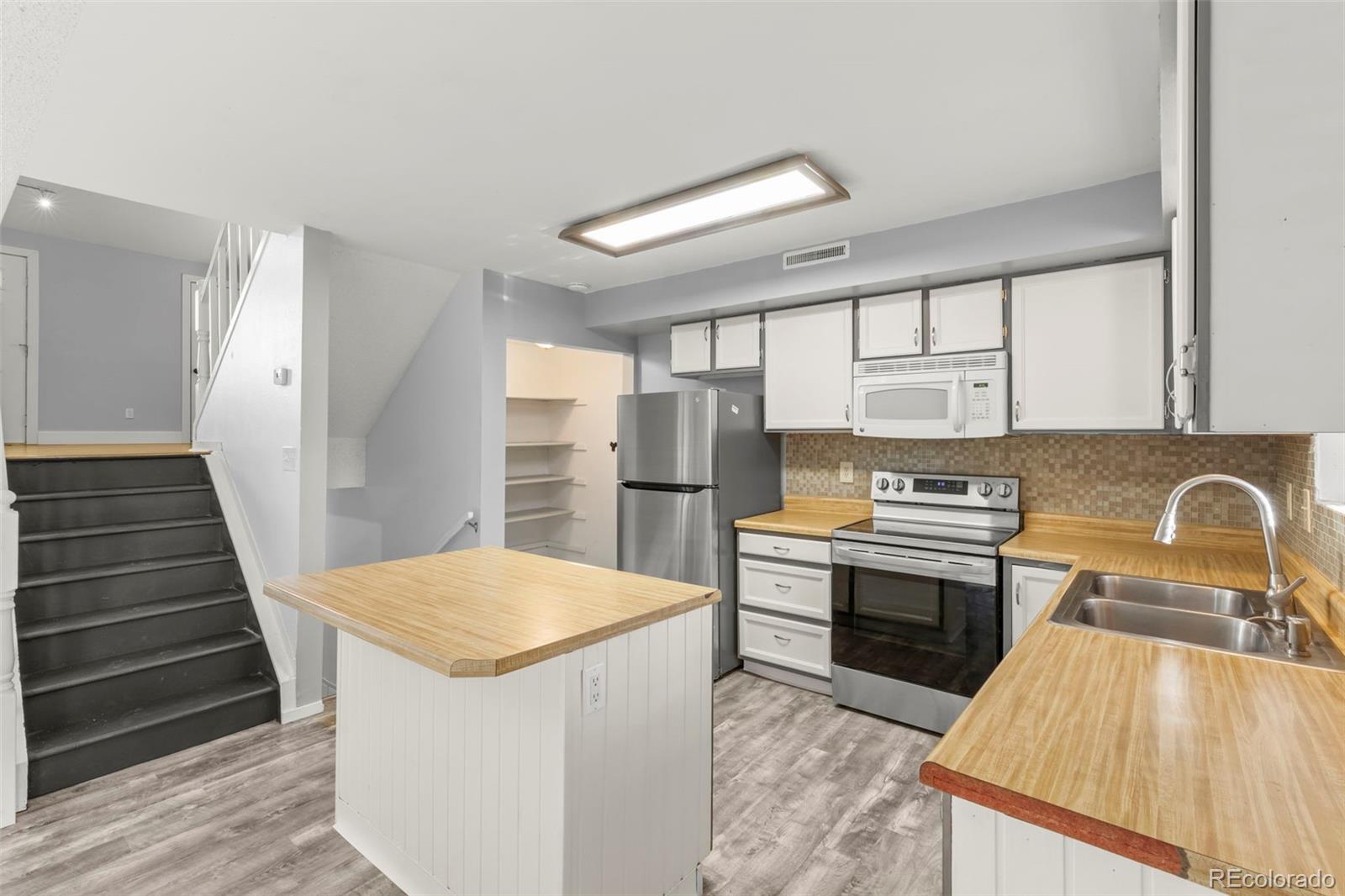 MLS Image #9 for 2371  washo circle,colorado springs, Colorado