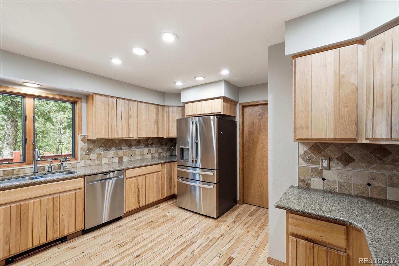 MLS Image #4 for 20907  horse bit way,morrison, Colorado