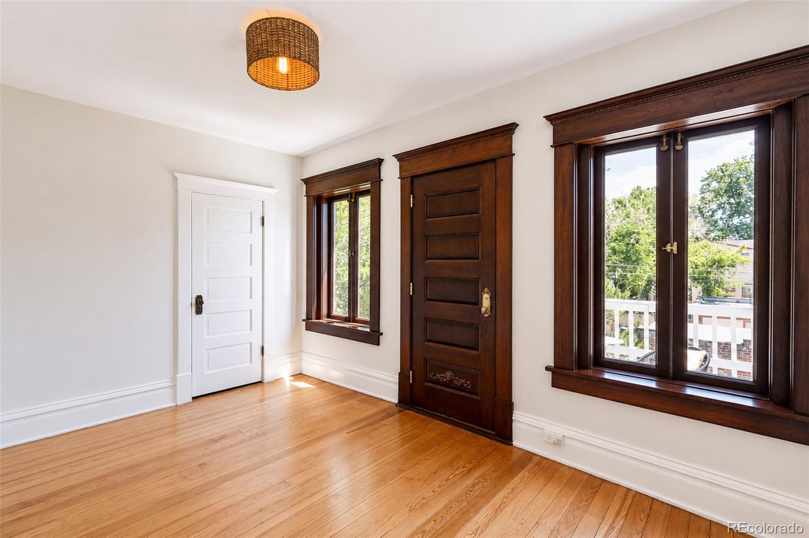 MLS Image #23 for 458 n downing street,denver, Colorado