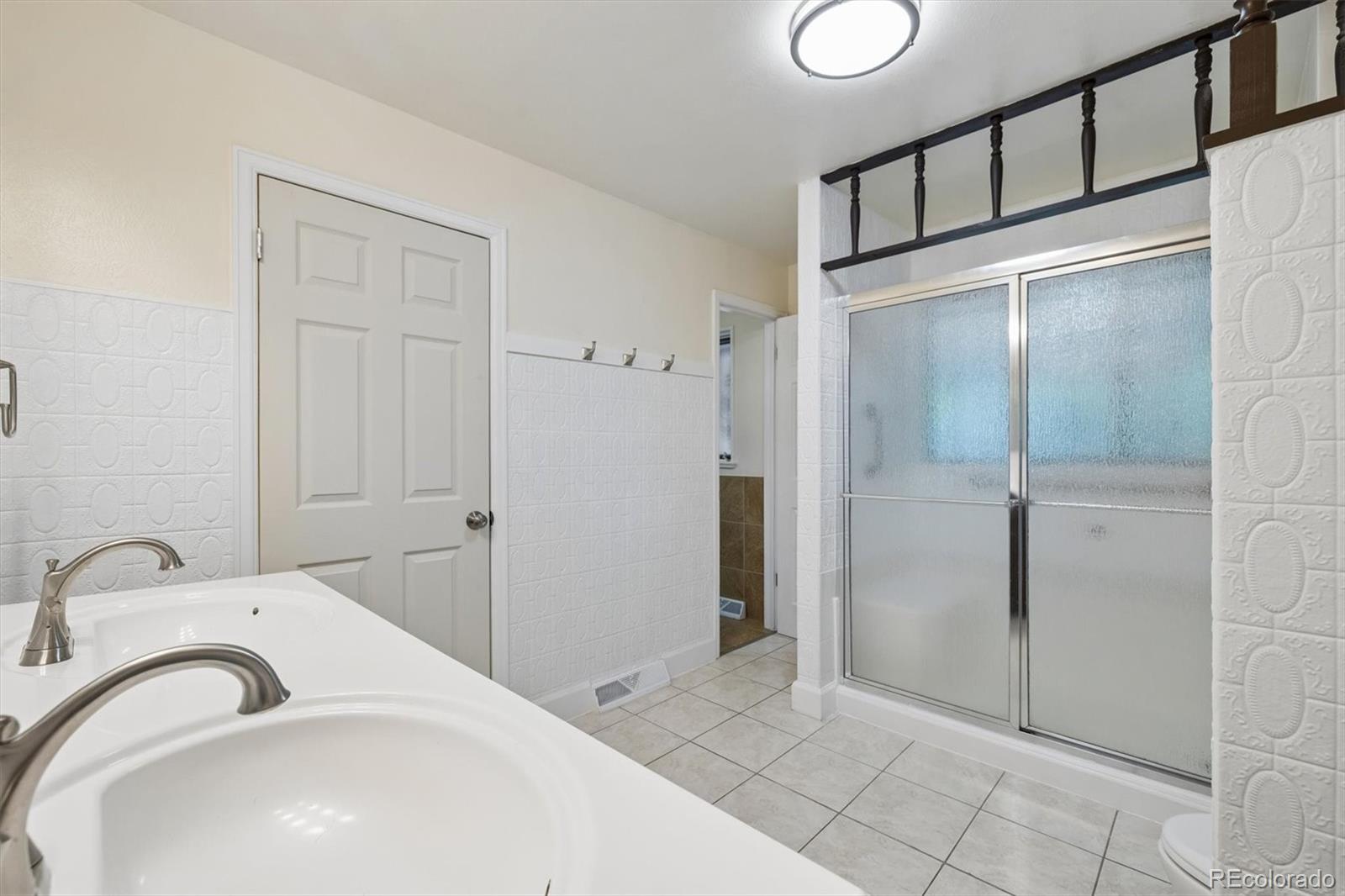 MLS Image #8 for 372  lima street,aurora, Colorado