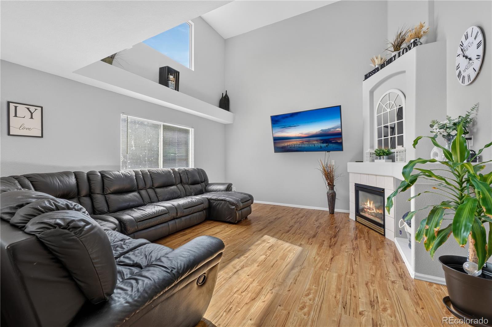 MLS Image #8 for 5134 s ukraine street,aurora, Colorado