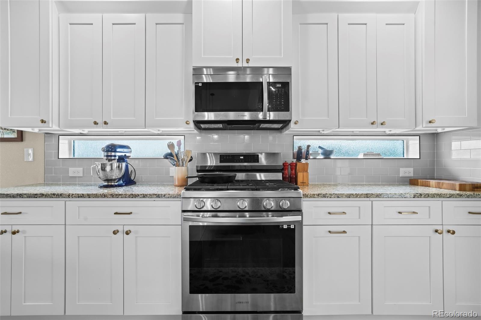 MLS Image #16 for 5545  drake way,longmont, Colorado