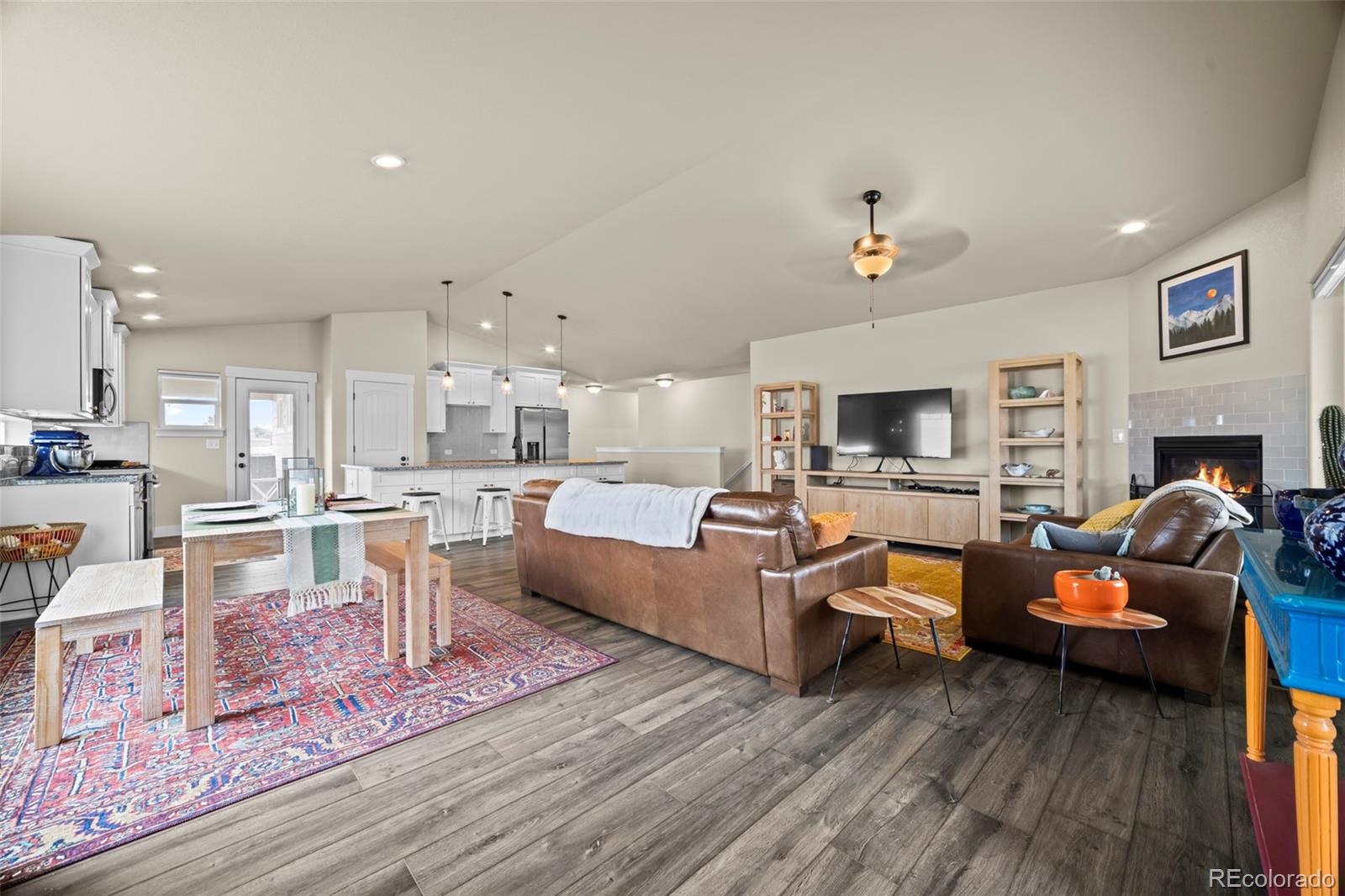 MLS Image #8 for 5545  drake way,longmont, Colorado