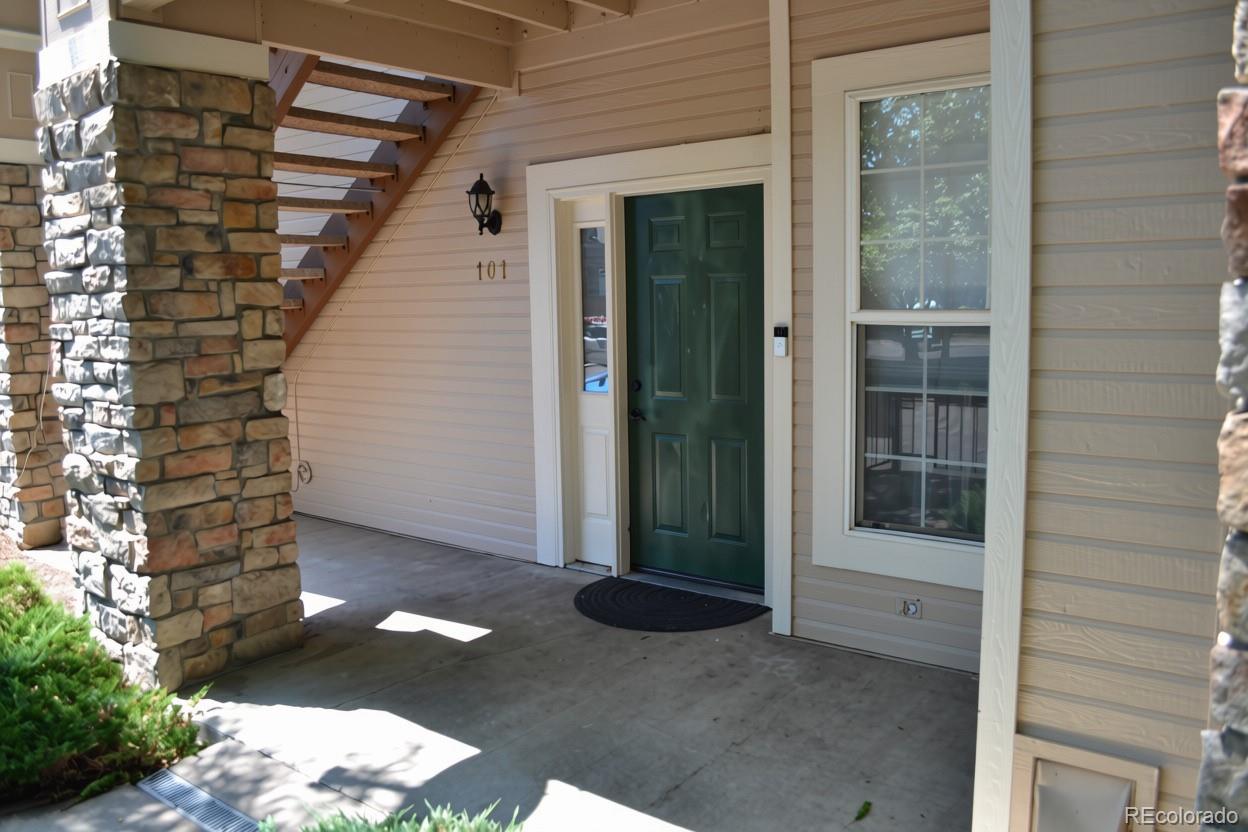 MLS Image #11 for 4085 s crystal circle,aurora, Colorado