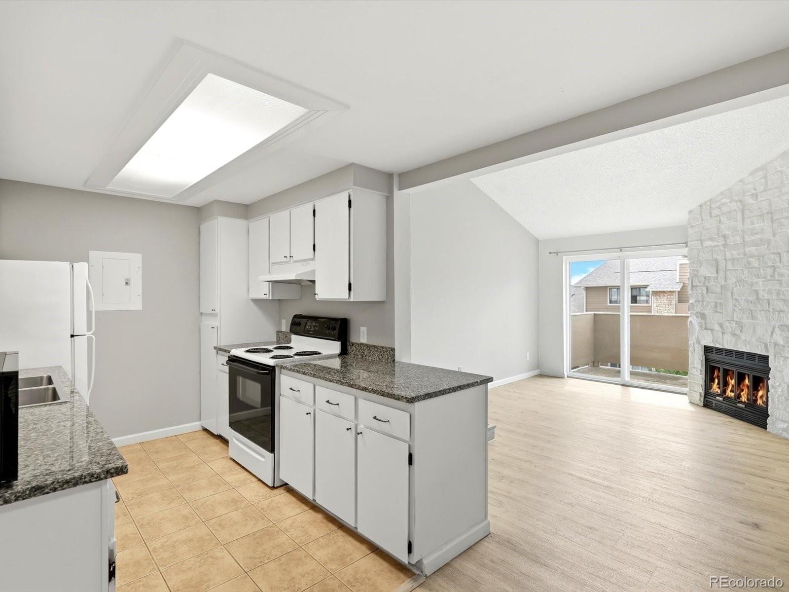 MLS Image #10 for 2929 w floyd avenue,denver, Colorado