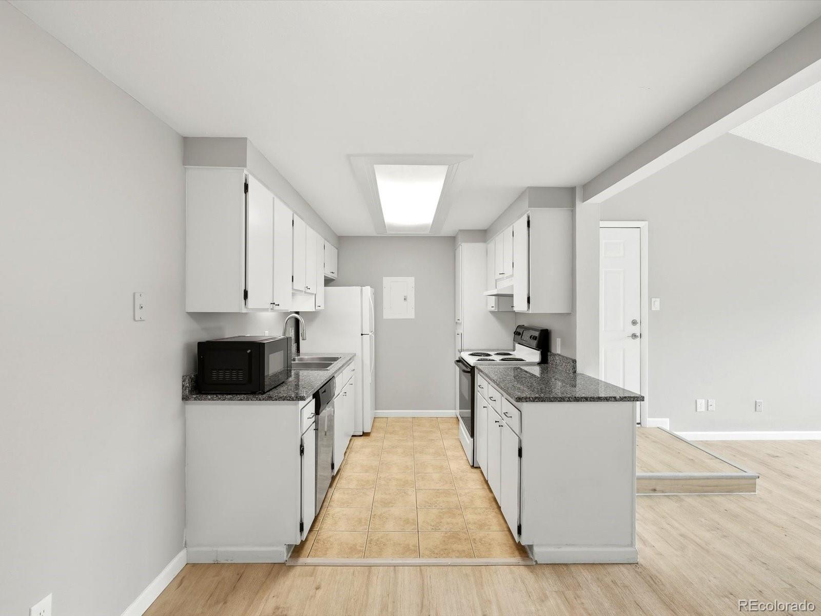 MLS Image #7 for 2929 w floyd avenue,denver, Colorado