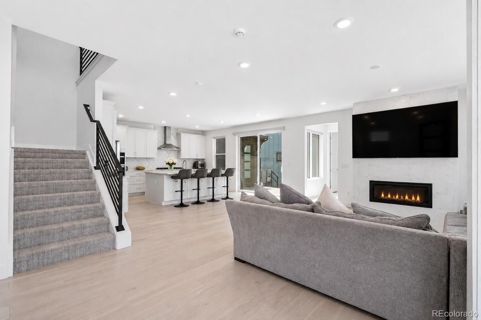 MLS Image #2 for 11825  montoso road,lone tree, Colorado