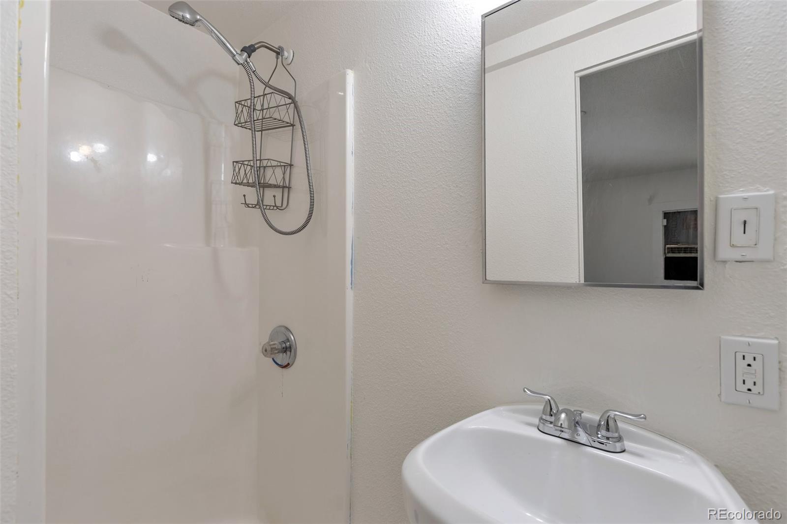 MLS Image #5 for 2918 w 2nd avenue,denver, Colorado
