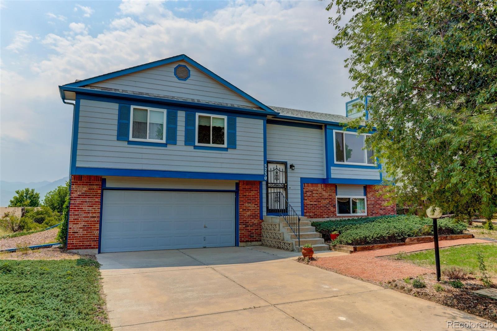 MLS Image #3 for 5230  bradley circle,colorado springs, Colorado
