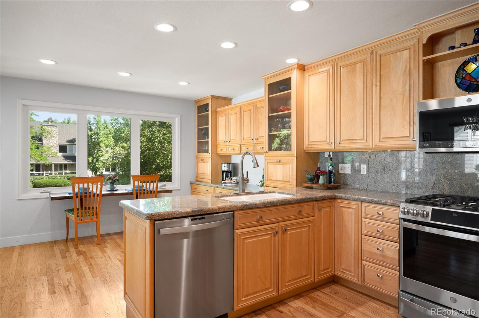 MLS Image #13 for 4505 s yosemite street,denver, Colorado