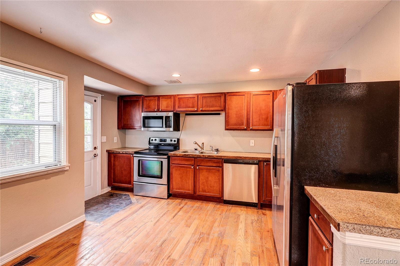 MLS Image #27 for 2141  fir drive,denver, Colorado