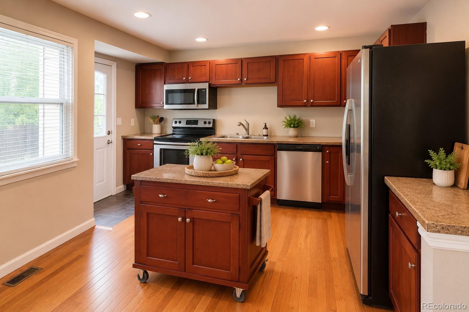 MLS Image #4 for 2141  fir drive,denver, Colorado