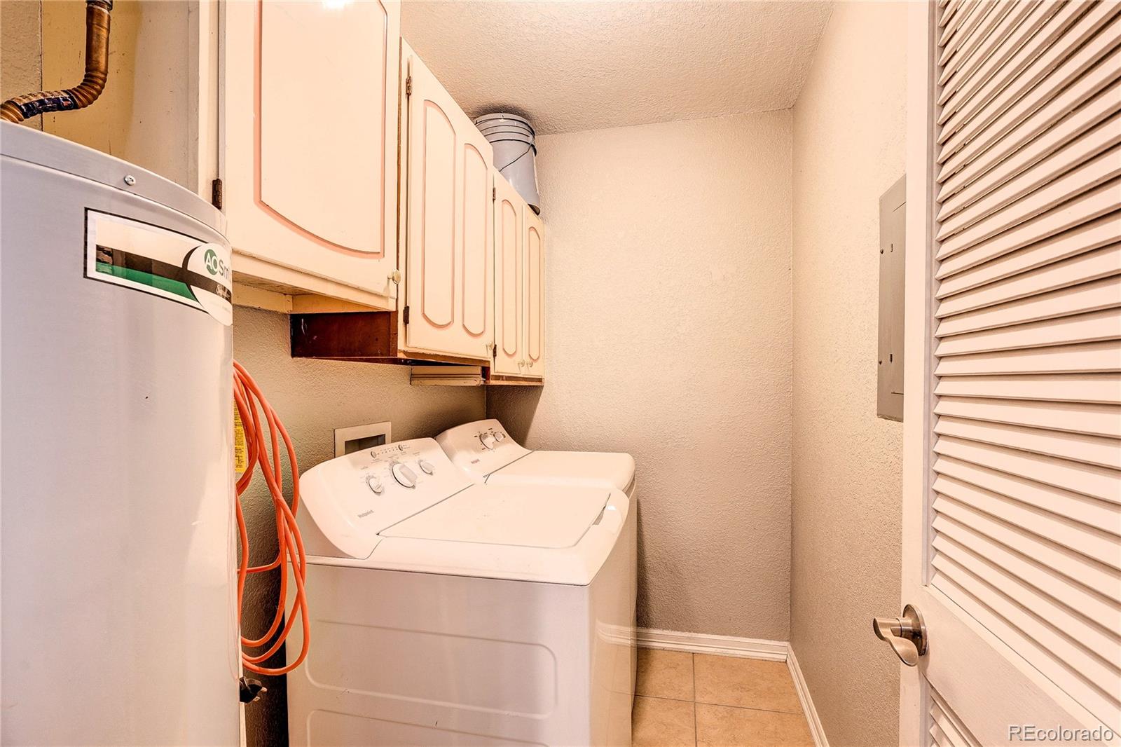 MLS Image #8 for 2141  fir drive,denver, Colorado
